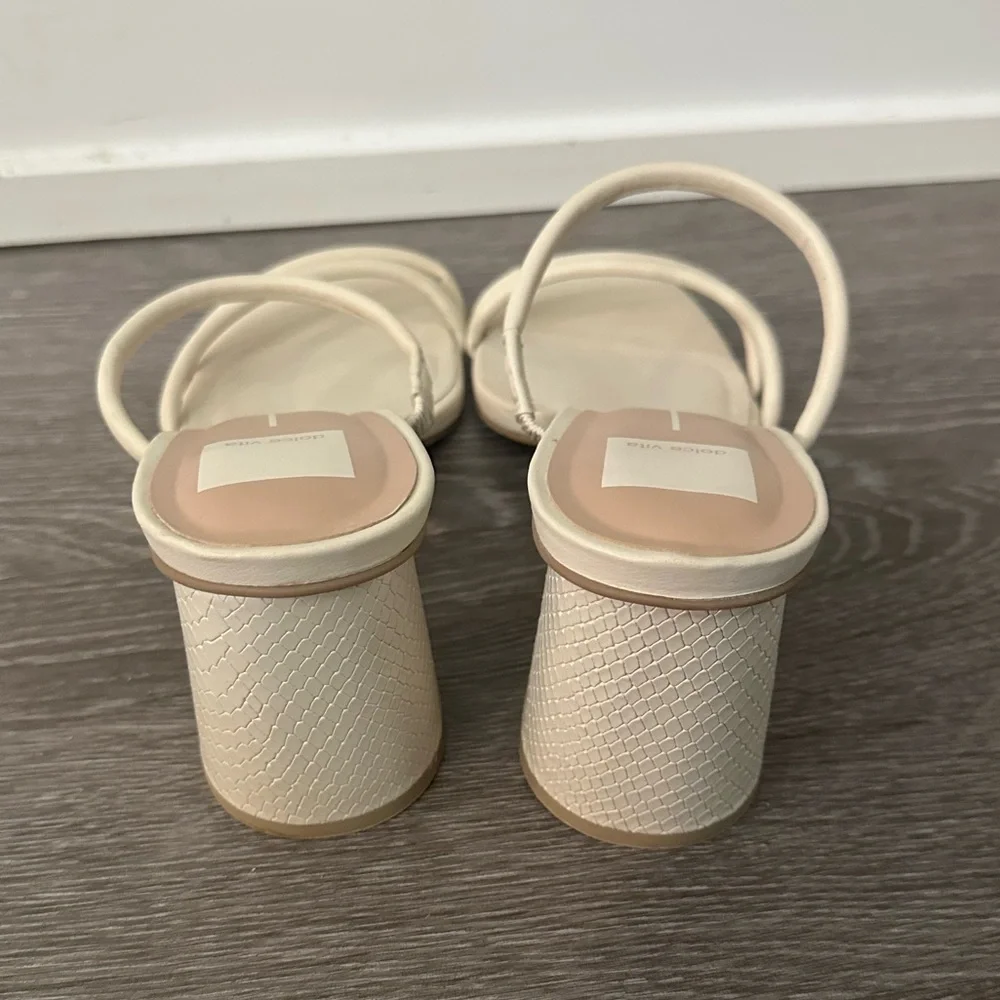 Dolce Vita Women's Beige Heeled Sandals - Picture 4 of 5